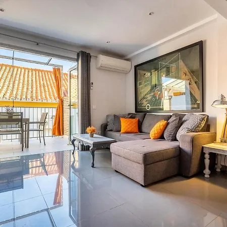 Apartment Atico Fortaleza Ii En El Casco Antiguo De Triana Seville