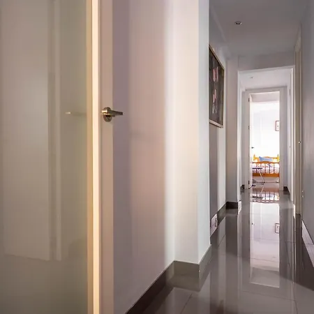Apartment Atico Fortaleza Ii En El Casco Antiguo De Triana Seville